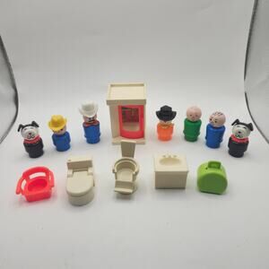 Vintage Fisher-Price Little People Play Family Lot 5 People + 2 Dogs & Furniture